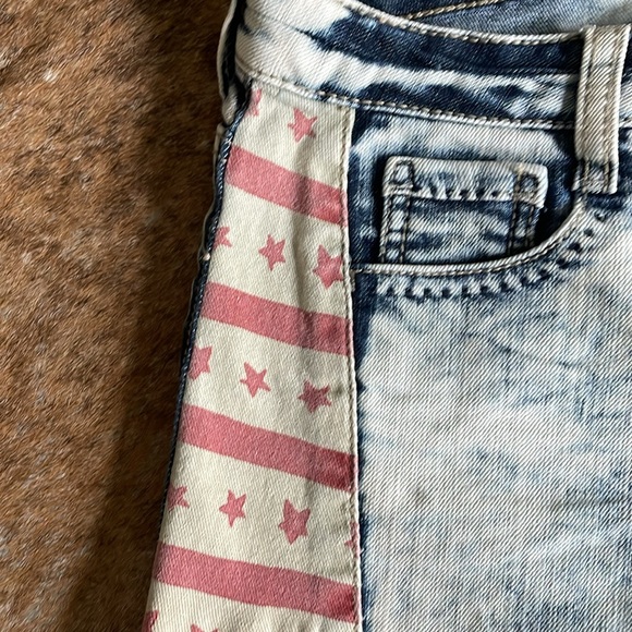 Mossimo America Shorts - Picture 4 of 5